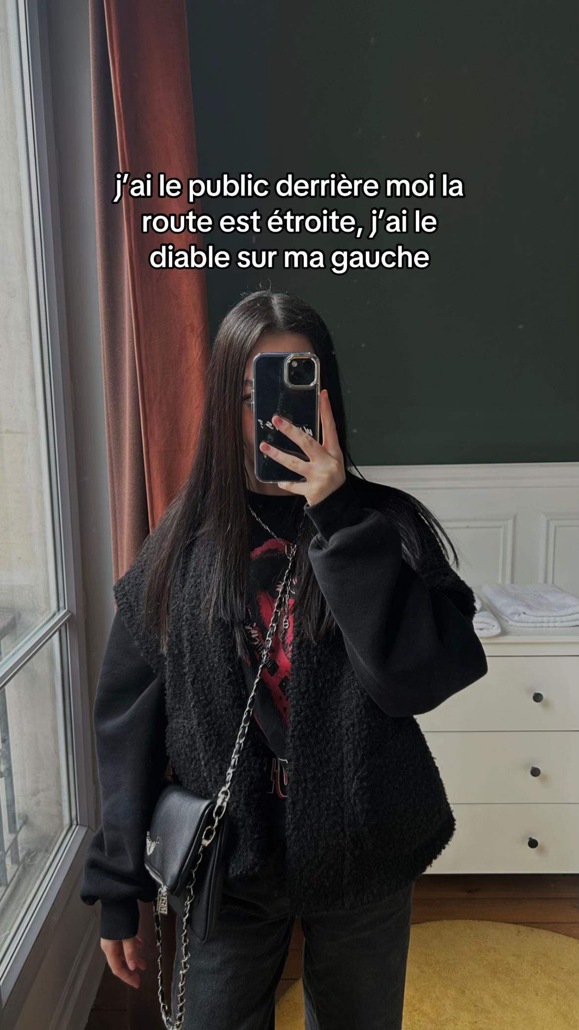 @𝑨𝒓𝒘𝒆𝒏 丰ྀི