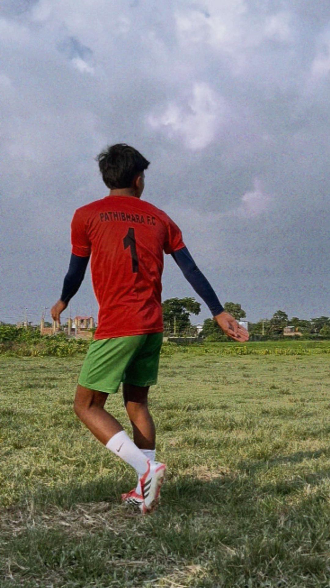 @Prayashbhujel_16🧤
