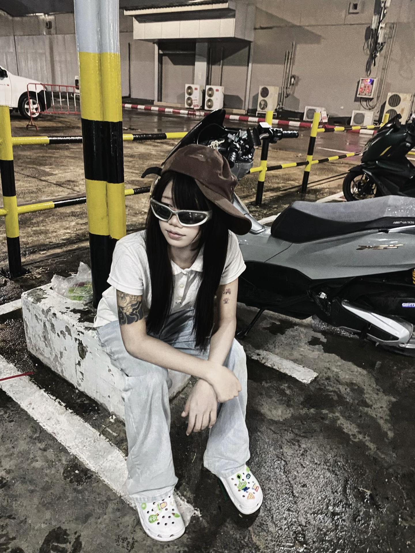 @เด่กแว่น