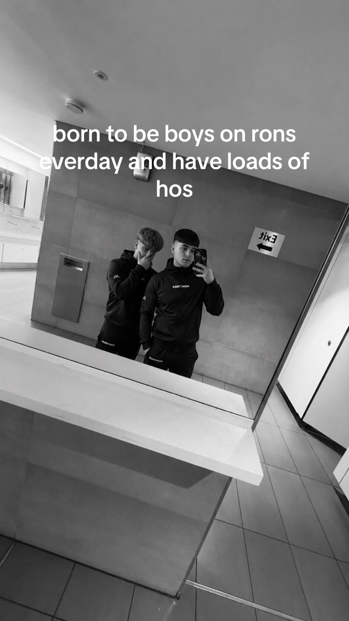 @ellie🩶