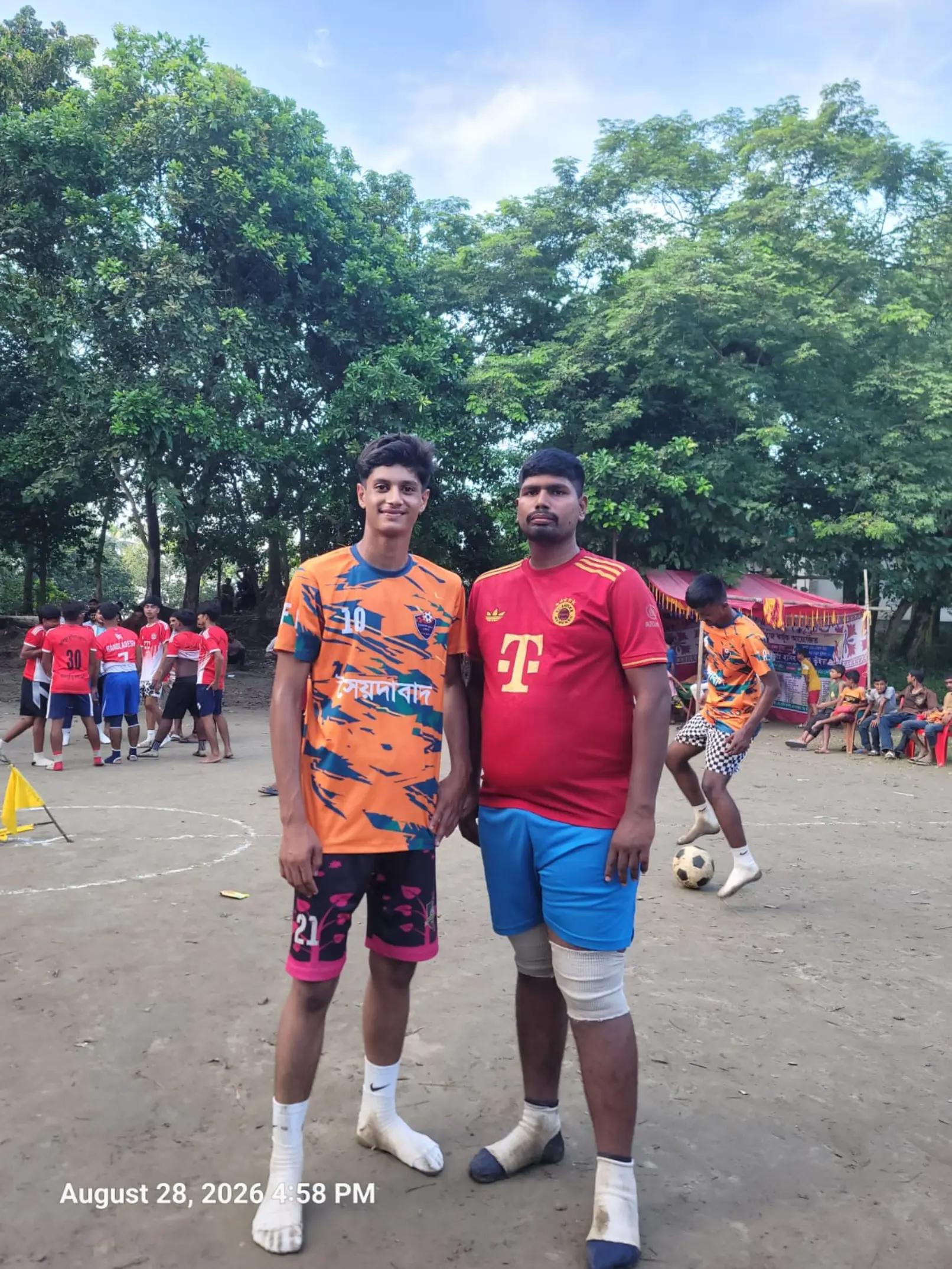 @Ramim🇧🇩Alvaraz🇦🇷 09