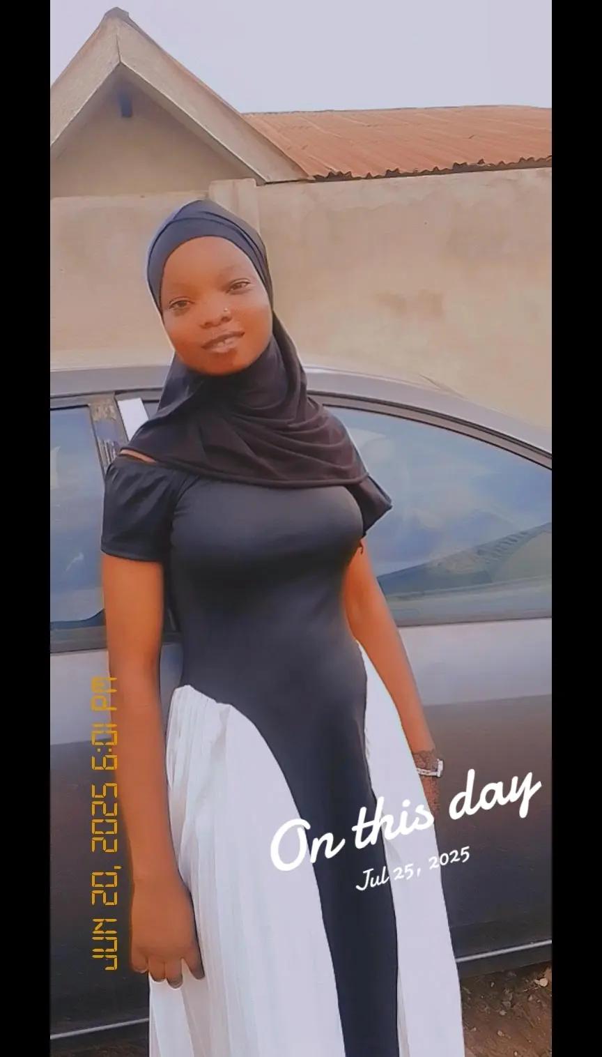 @adeyemin juliana 001 😘😘😘