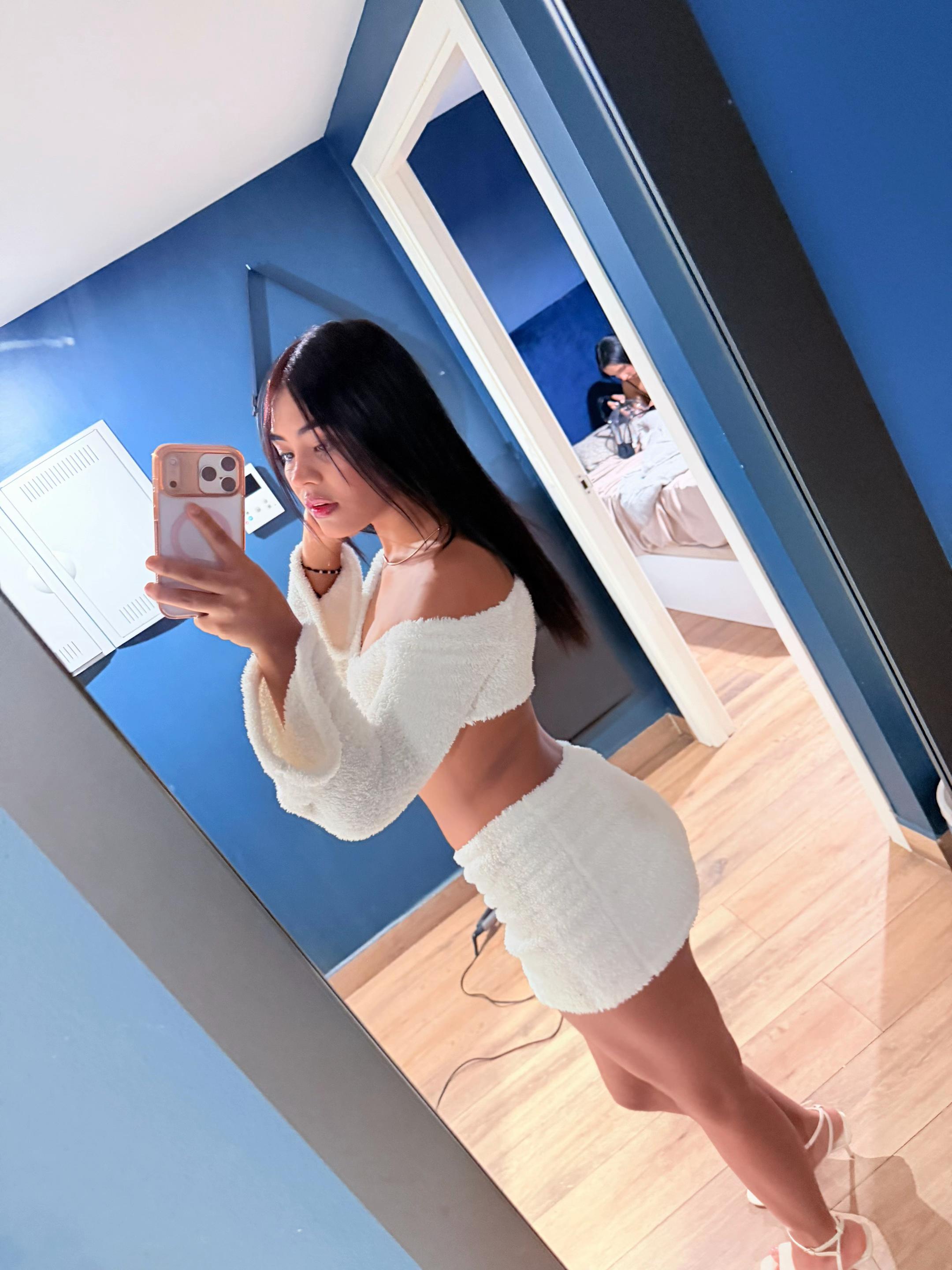 @Gabriela