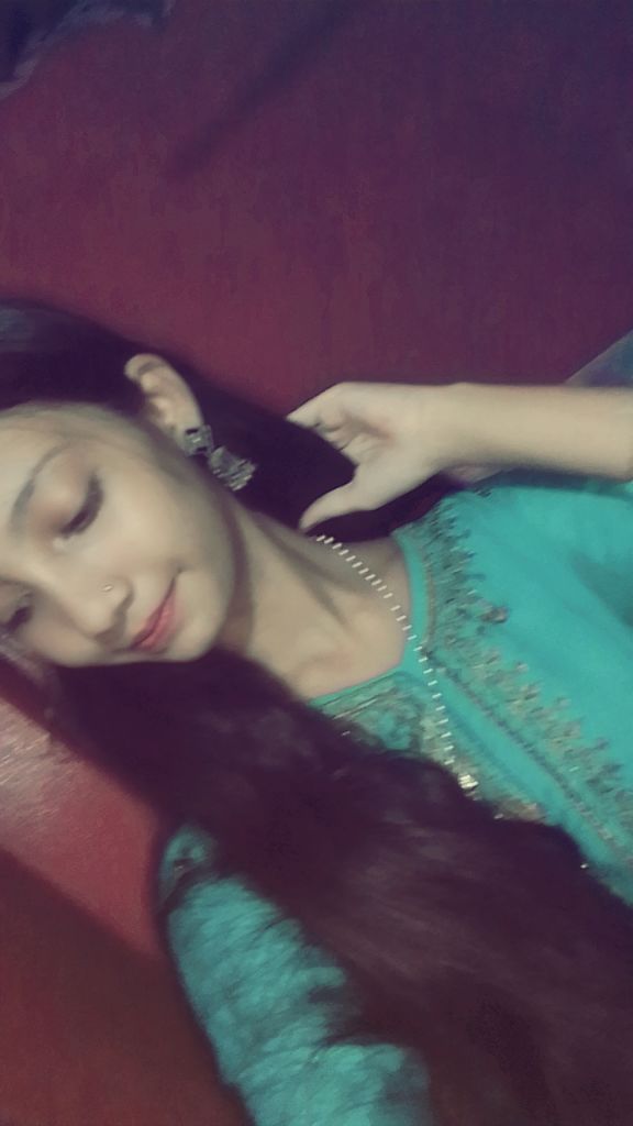 @😚Picchi radha🤭