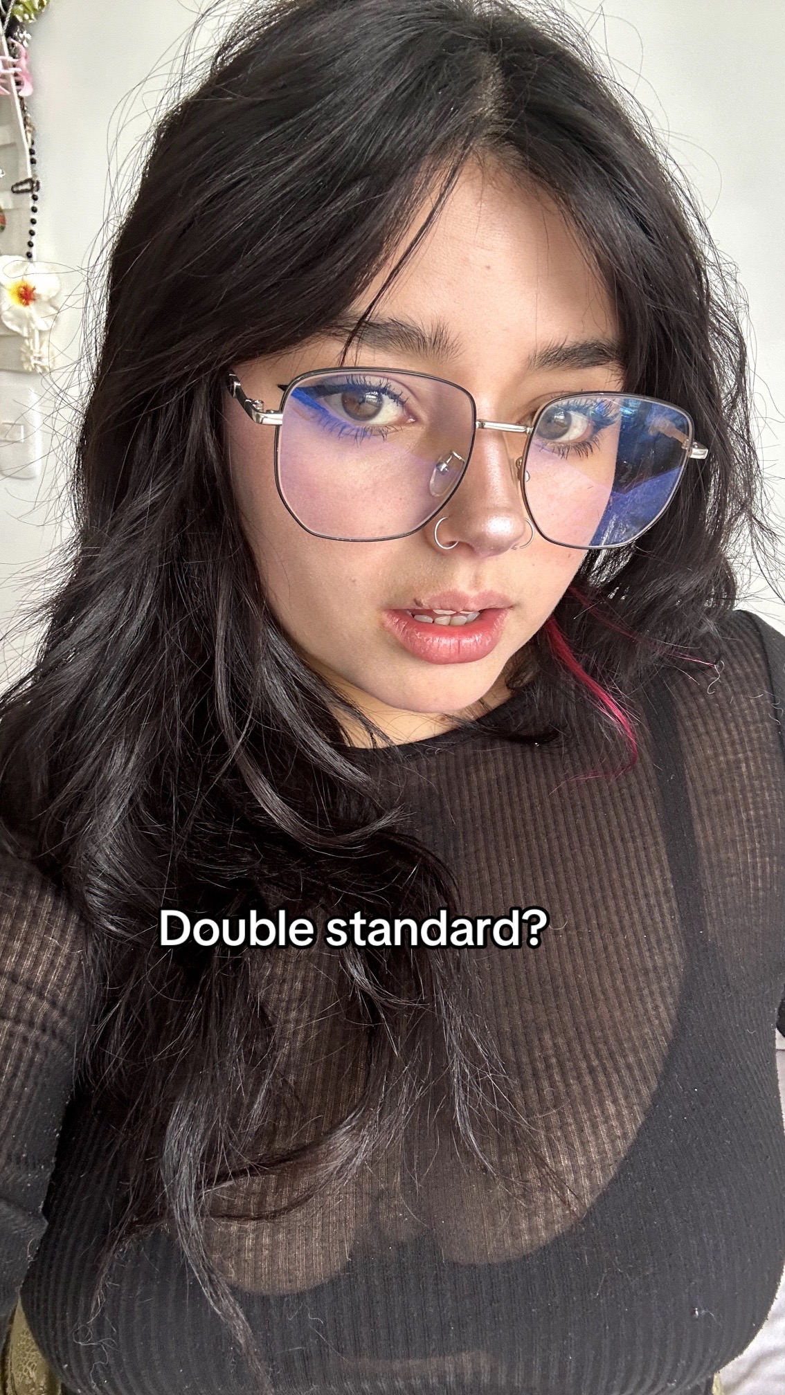 @Selena 👓