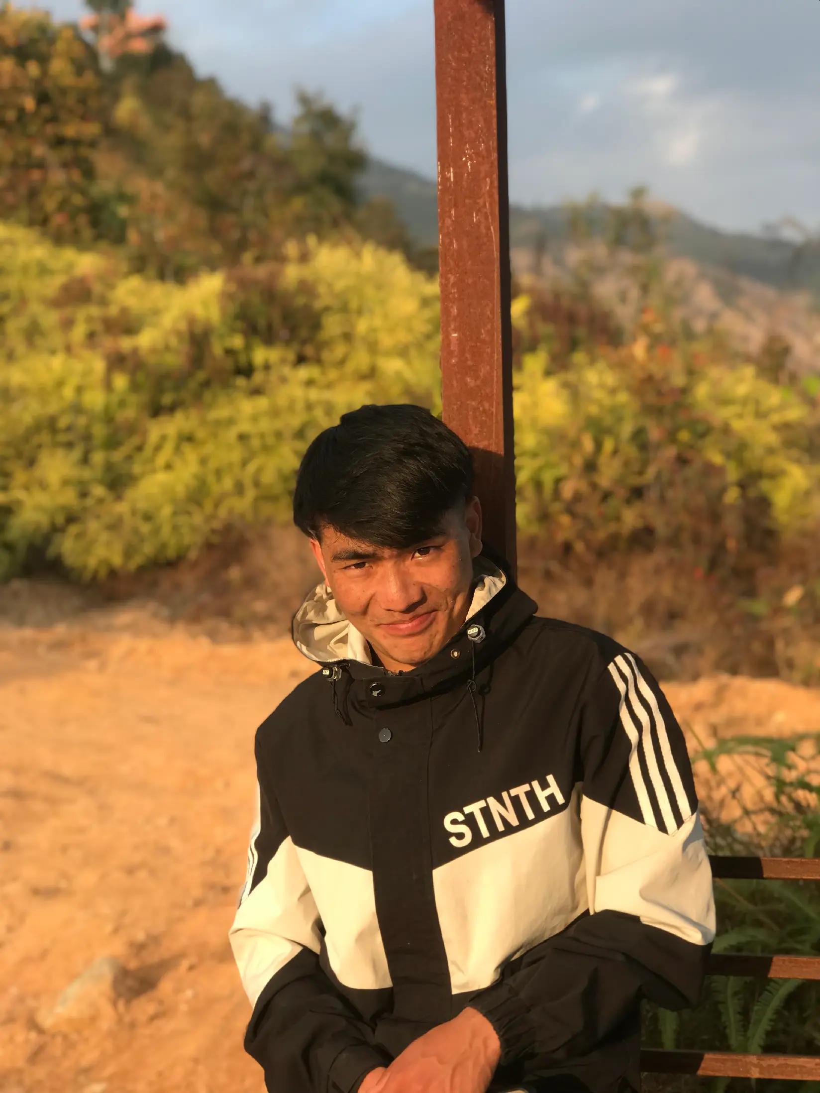 @༺महेश बुढा༻