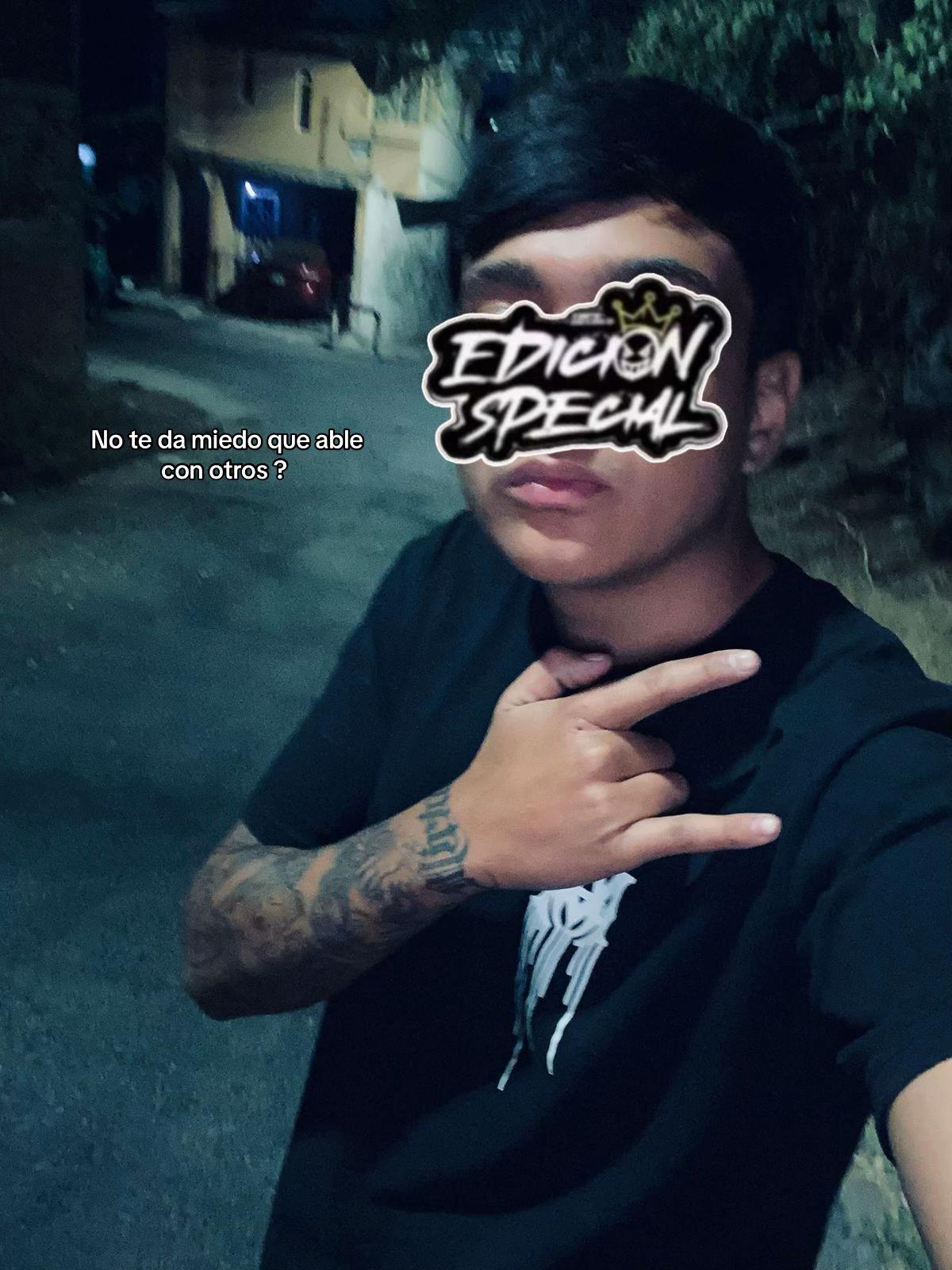 @Esau Graut 🍯🍯😇