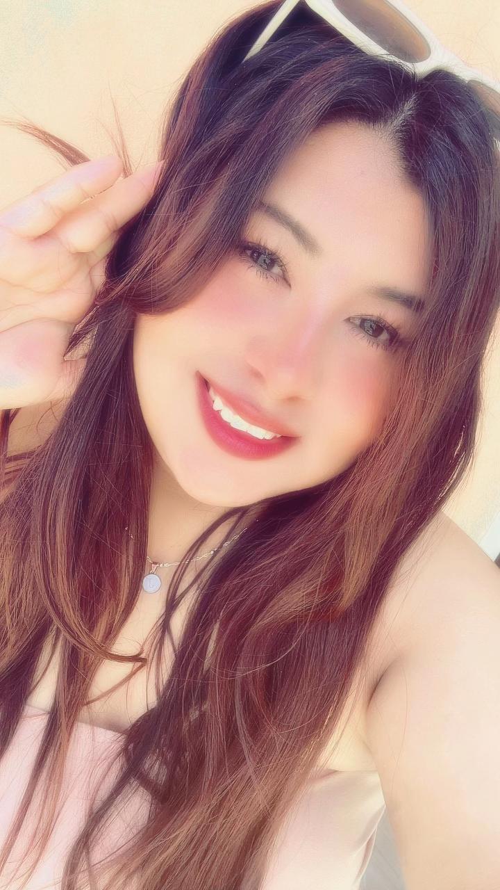 @𝐿𝒾𝓏𝒷𝑒𝓉𝒽 🌷