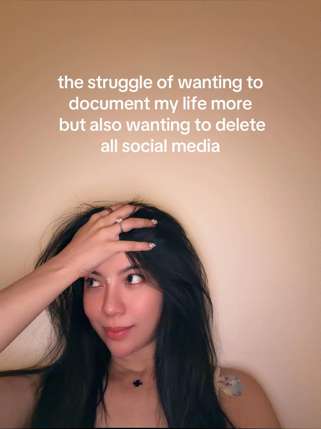 @holadivineb