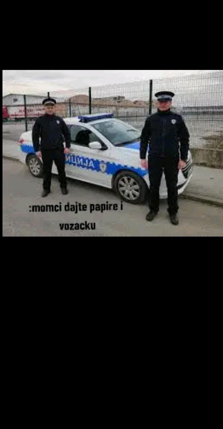 @Mujo_283