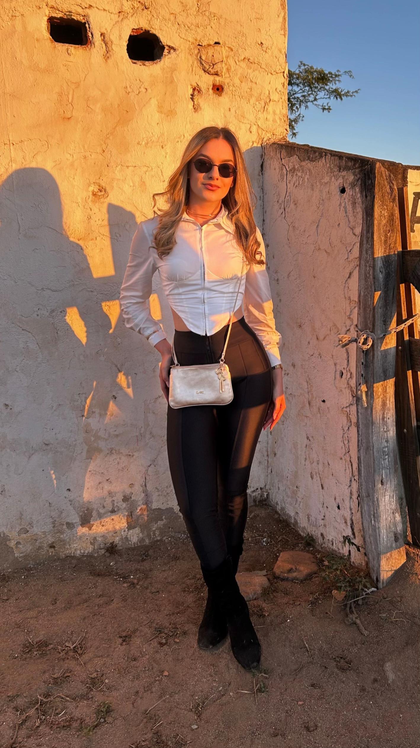 @Lohana👩🏼
