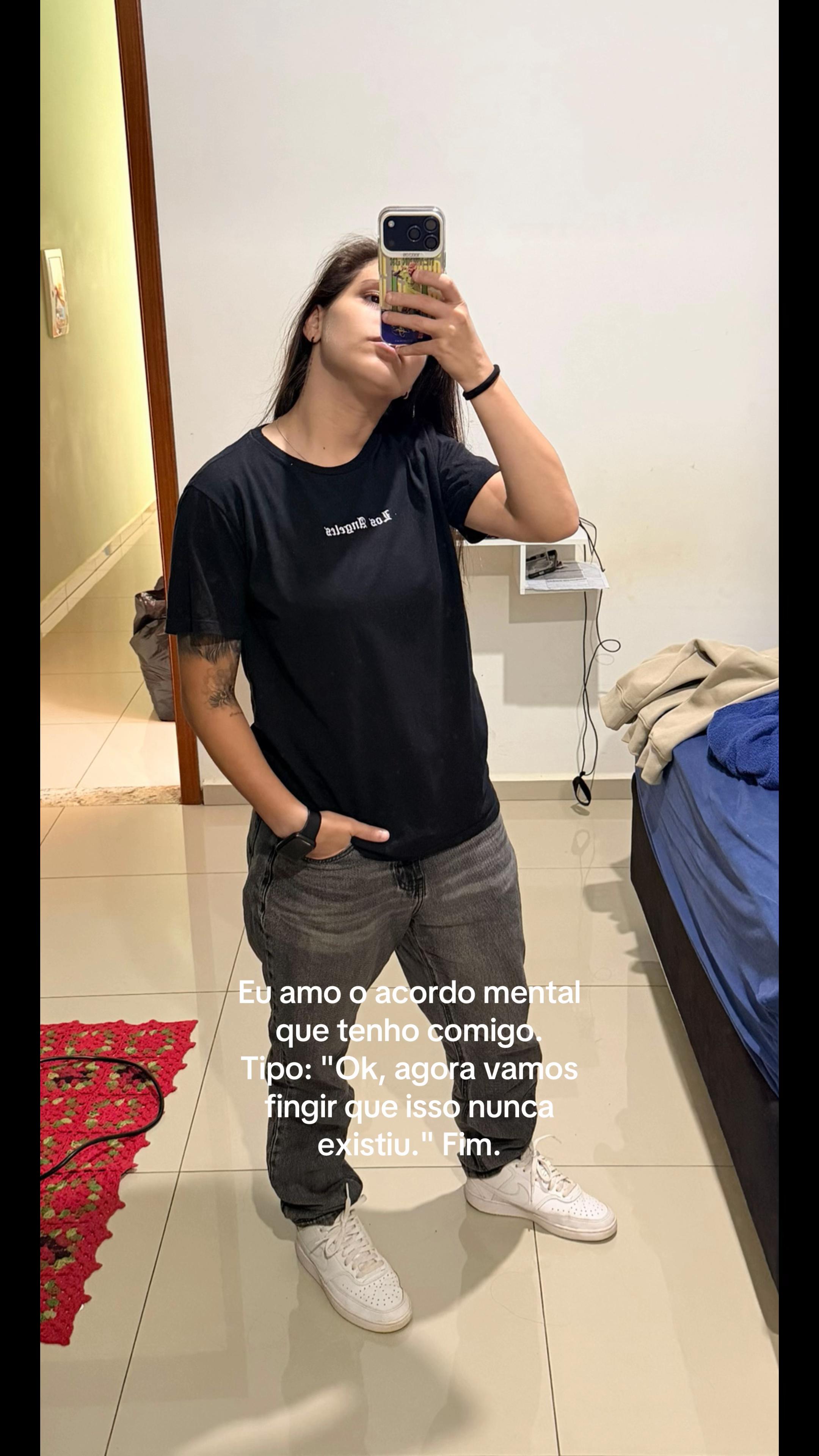 @camilaborghi 🌻🏳️&zwj;🌈