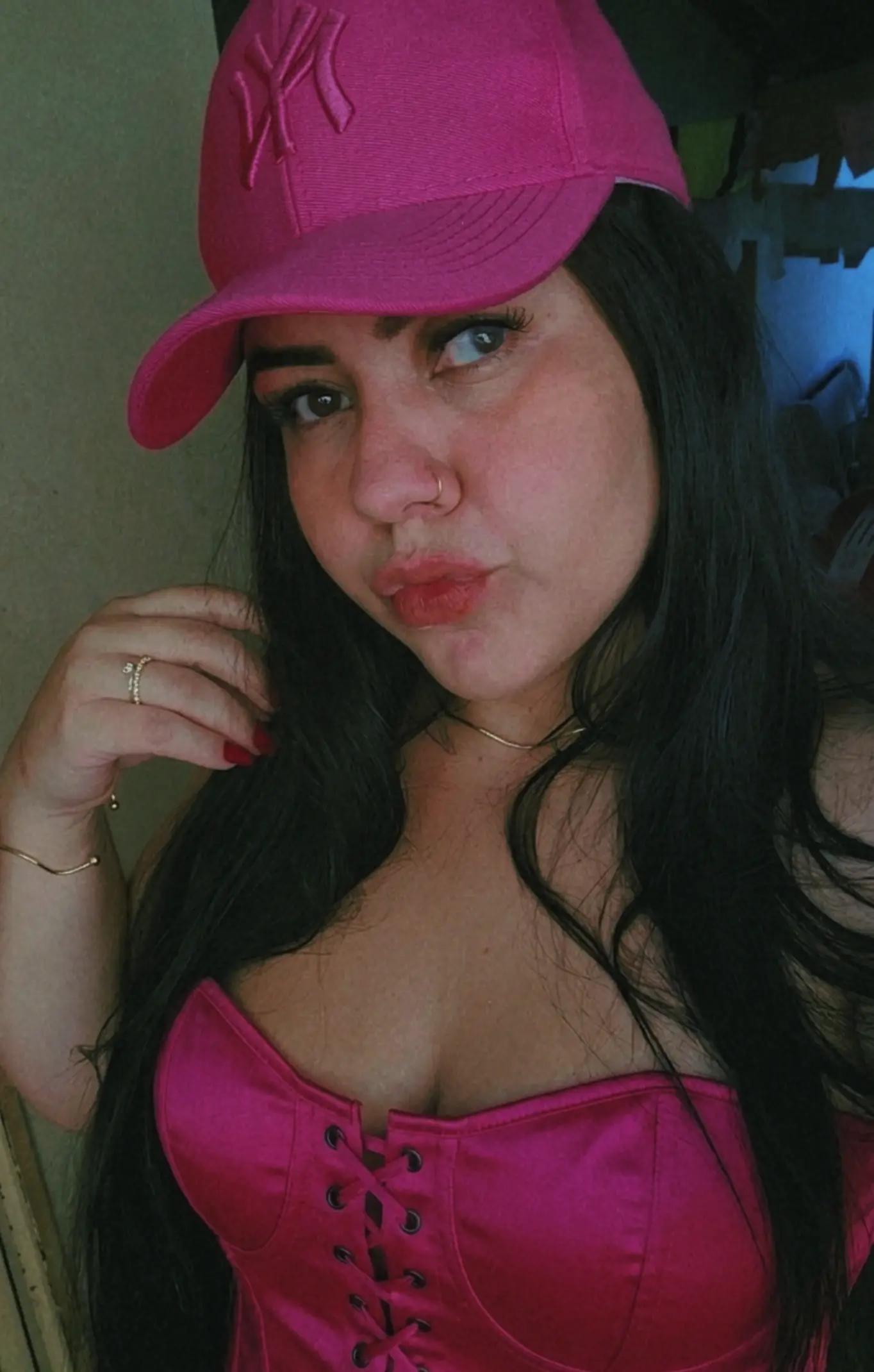 @Emilly Castro