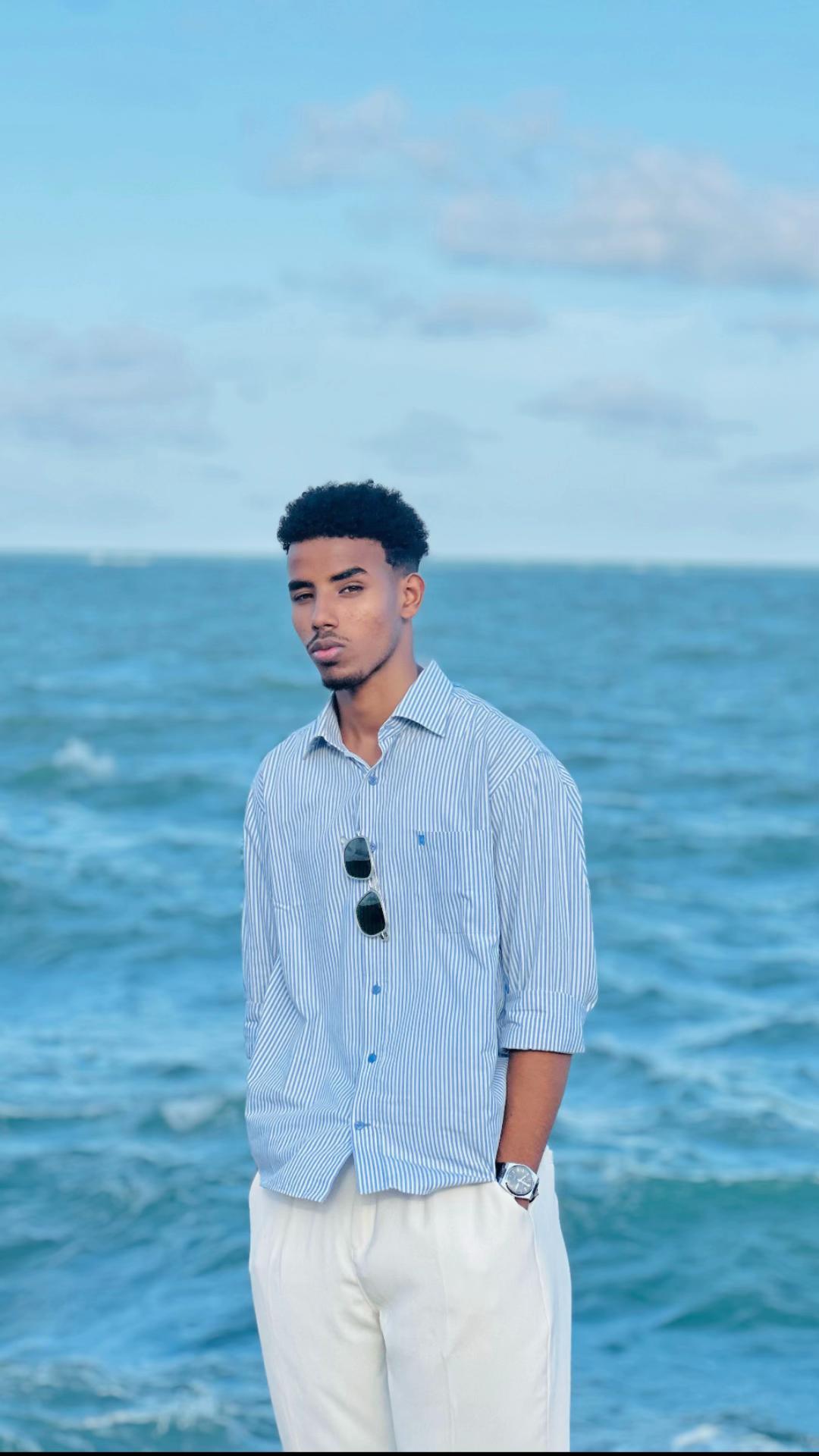 @Qaرni__poi🖤🦅