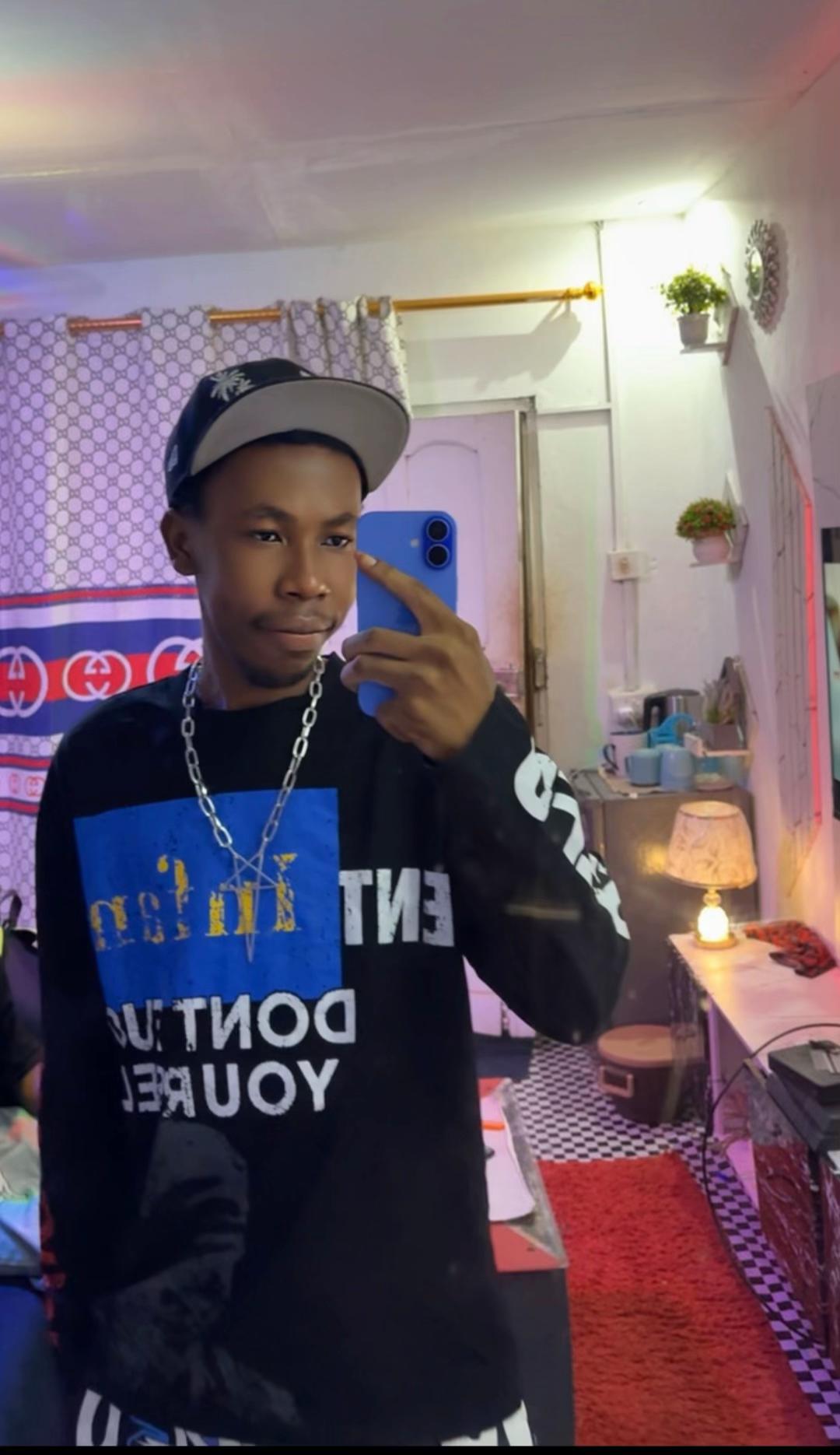 @𝐑𝐢𝐜𝐡 𝐙𝐨𝐨𝐤𝐬✝️🤑💕🦅