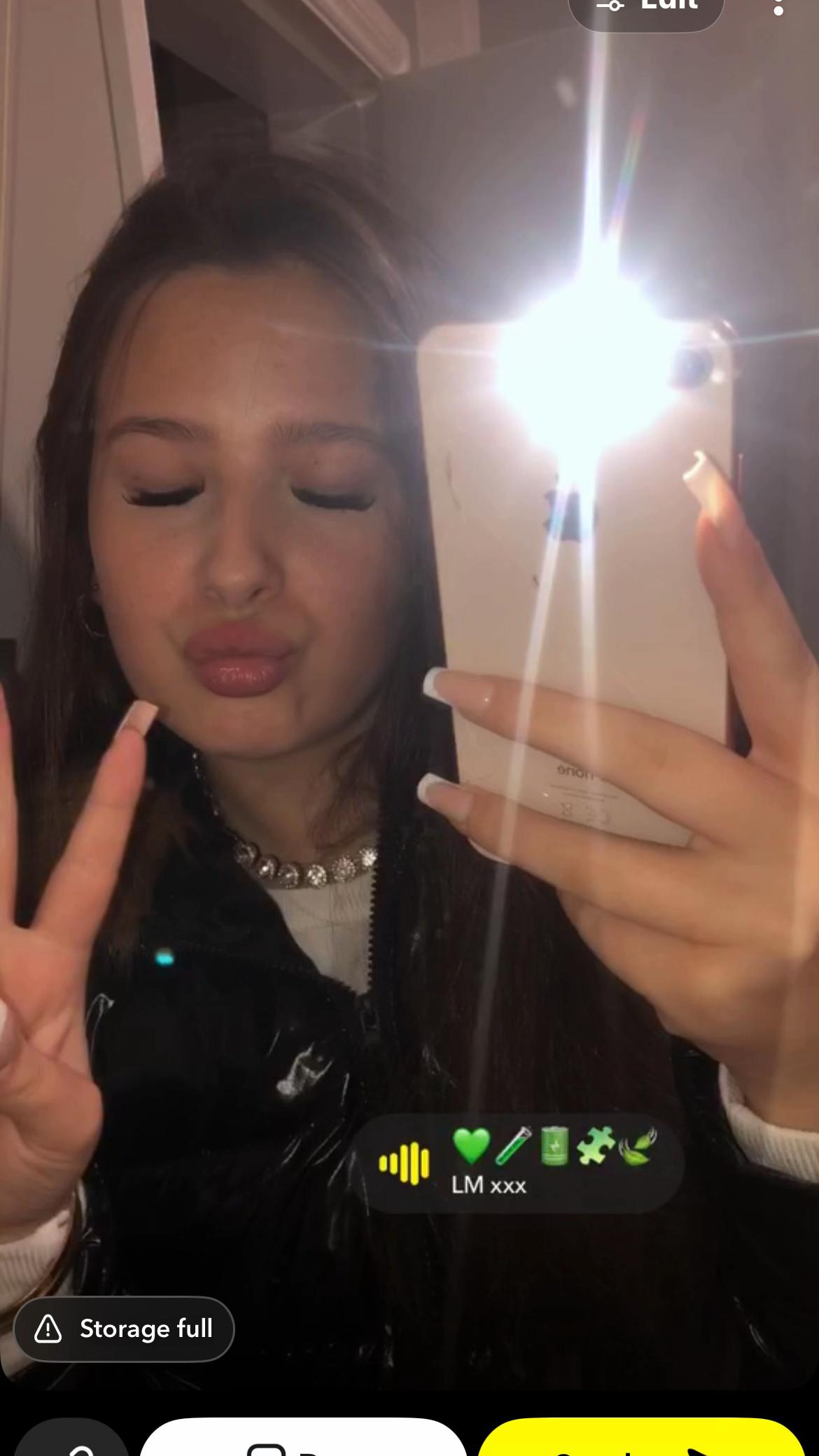 @Evie grace🥰