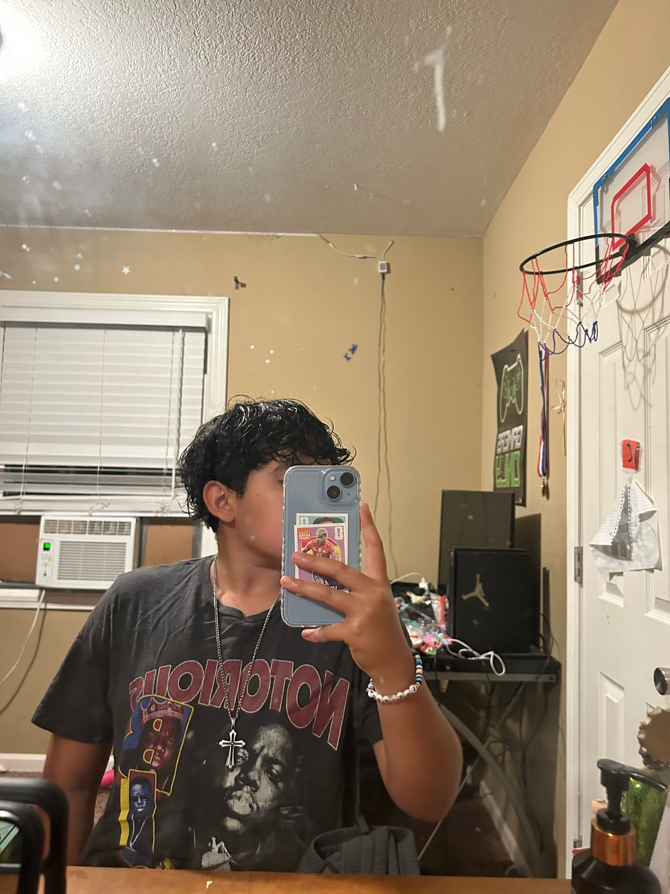 @Julian🦥☄️