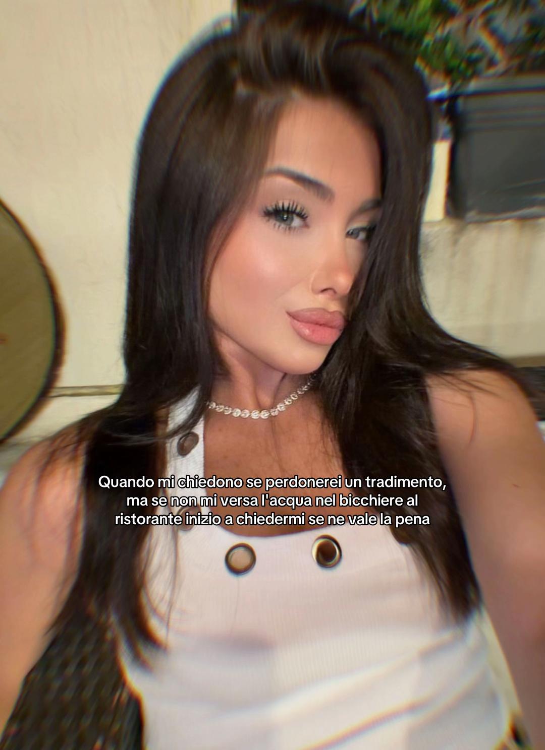 @𝐃𝐞𝐧𝐢𝐬𝐞 𝐁𝐨𝐯𝐞