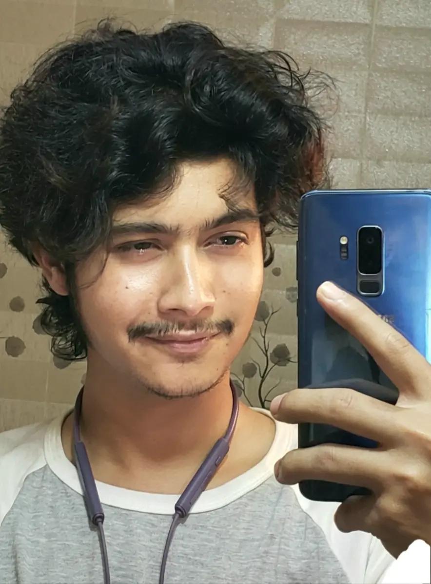 @SAIF SARDAR সাইফ সরদার 🎶