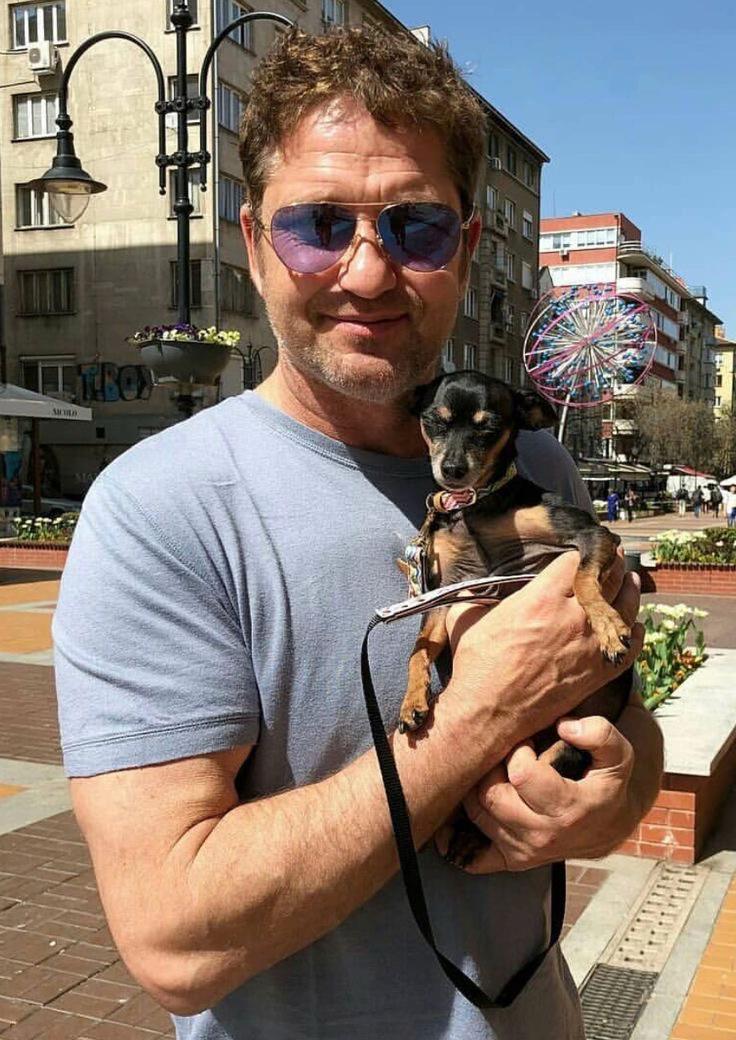 @Gerard butler
