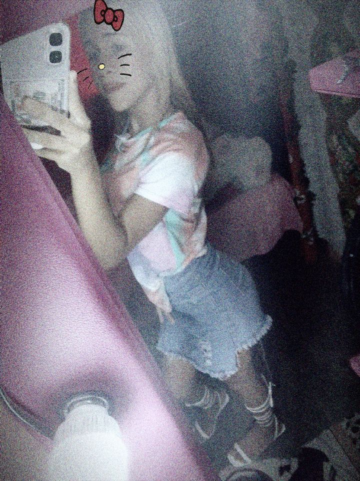 @Camila Garcia$