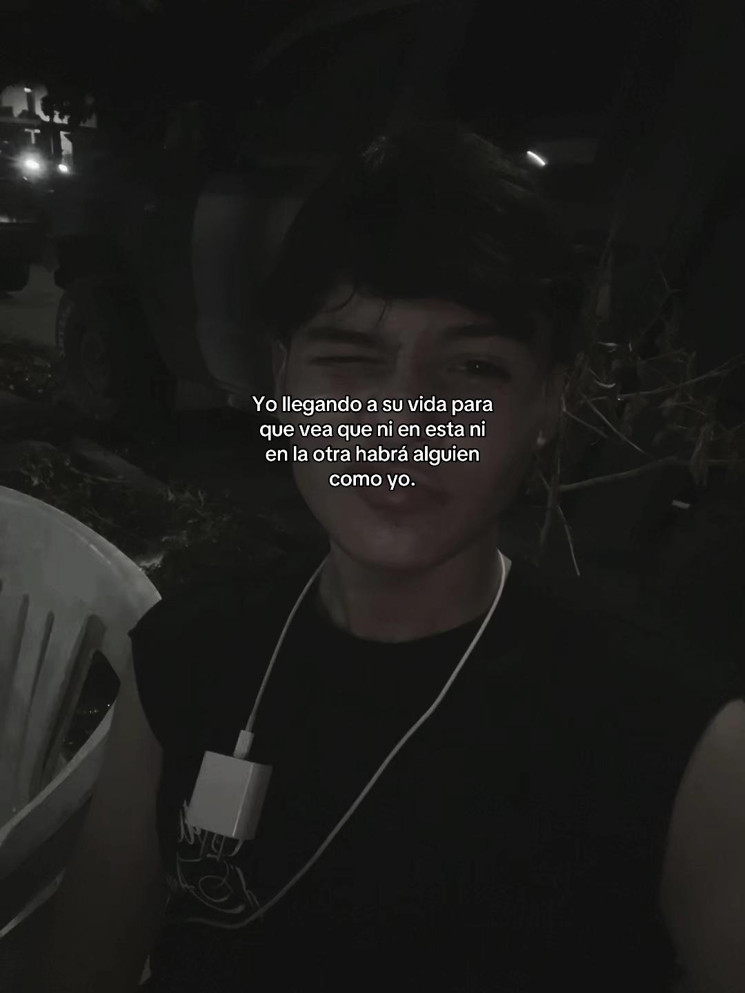 @👤