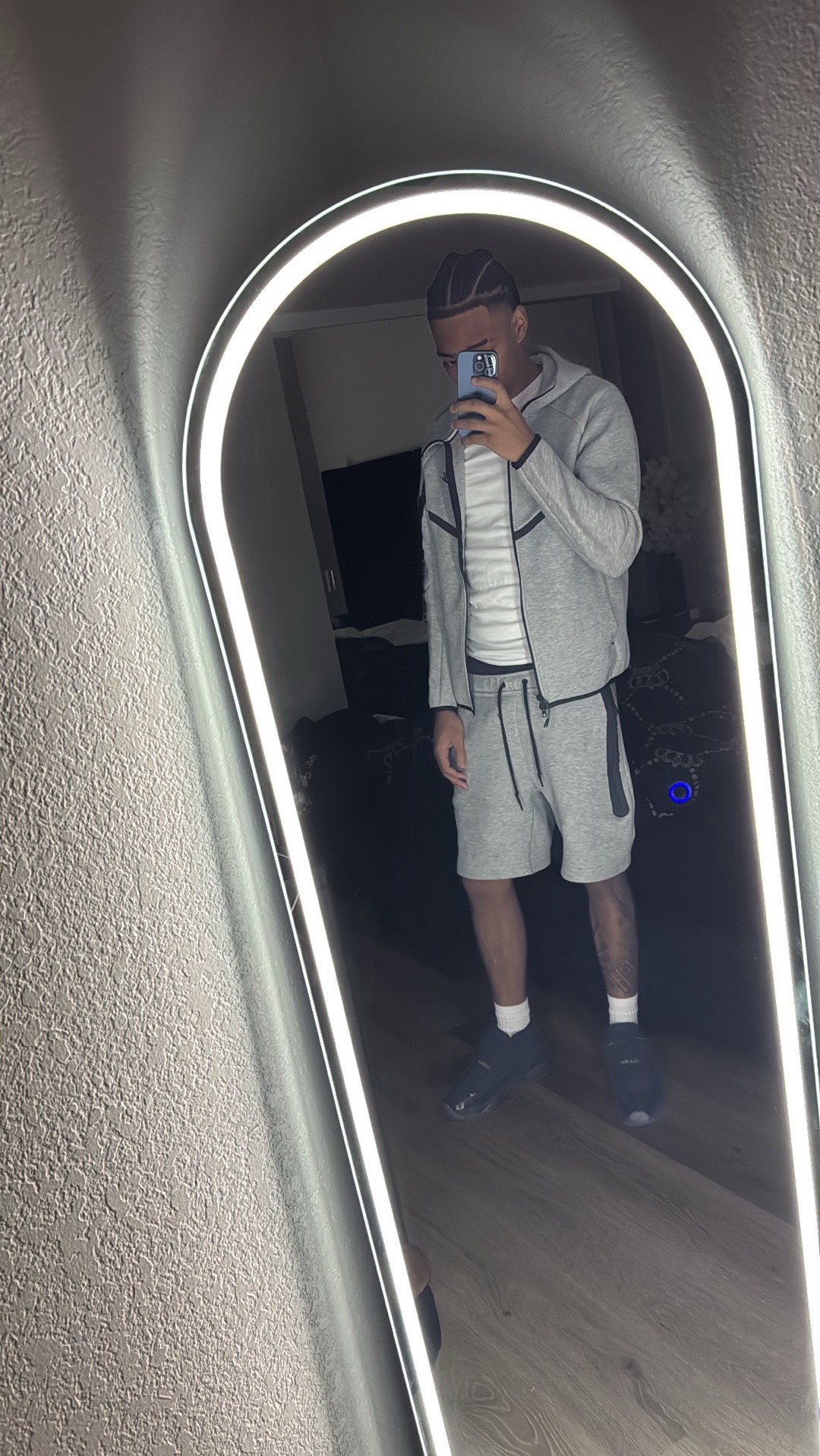 @4 money