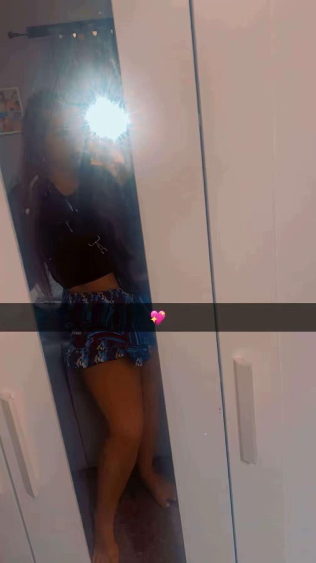 @demiholt8