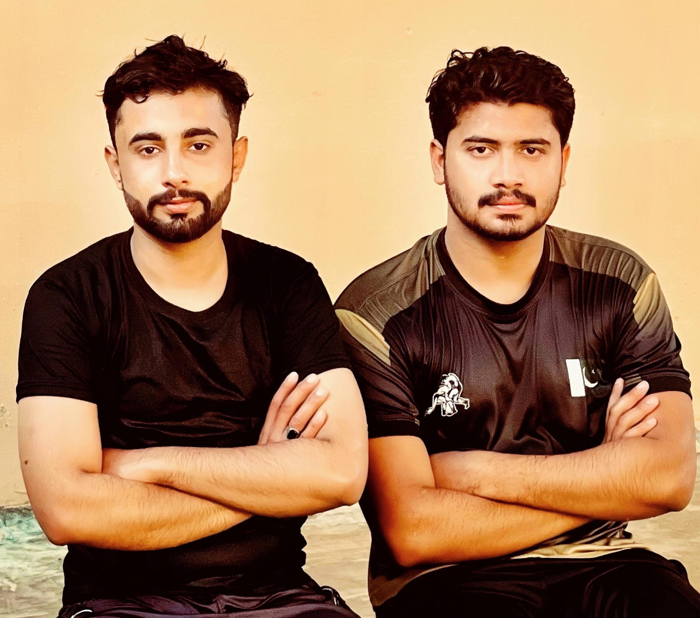 @حسنین بھٹی 🖤