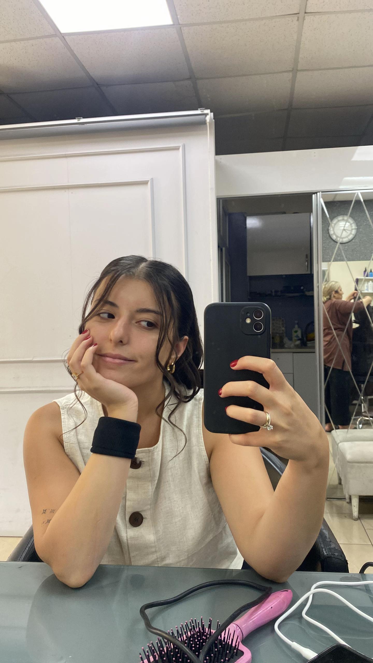 @Hiranrereen
