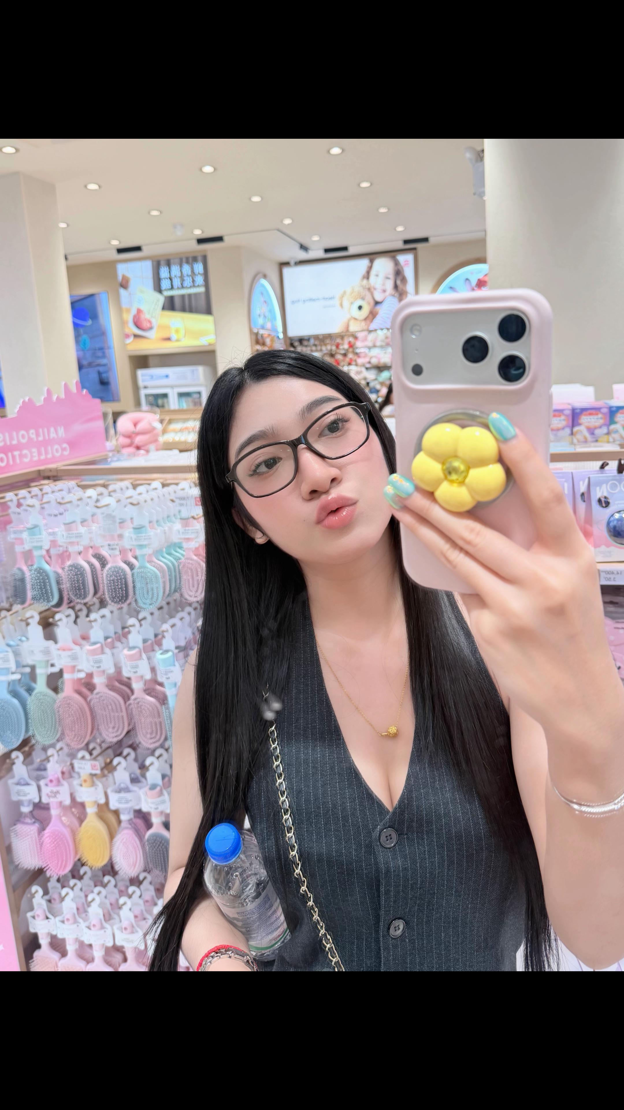 @Juria - แแผแแ ๐ฐ๐ญ