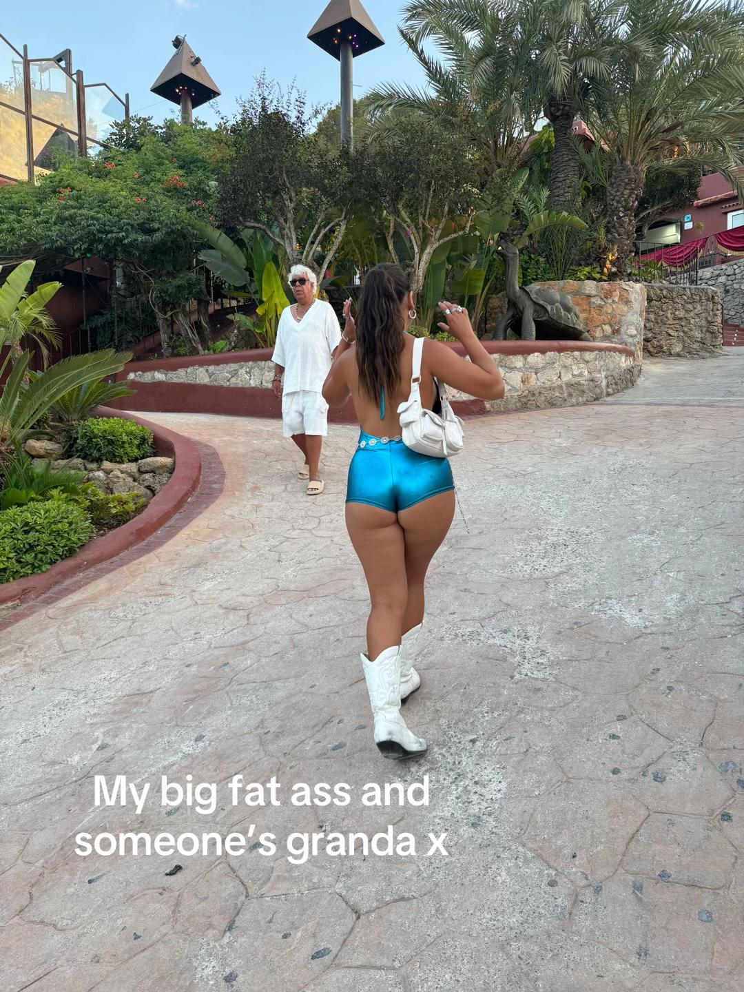 @vikidossantosdj
