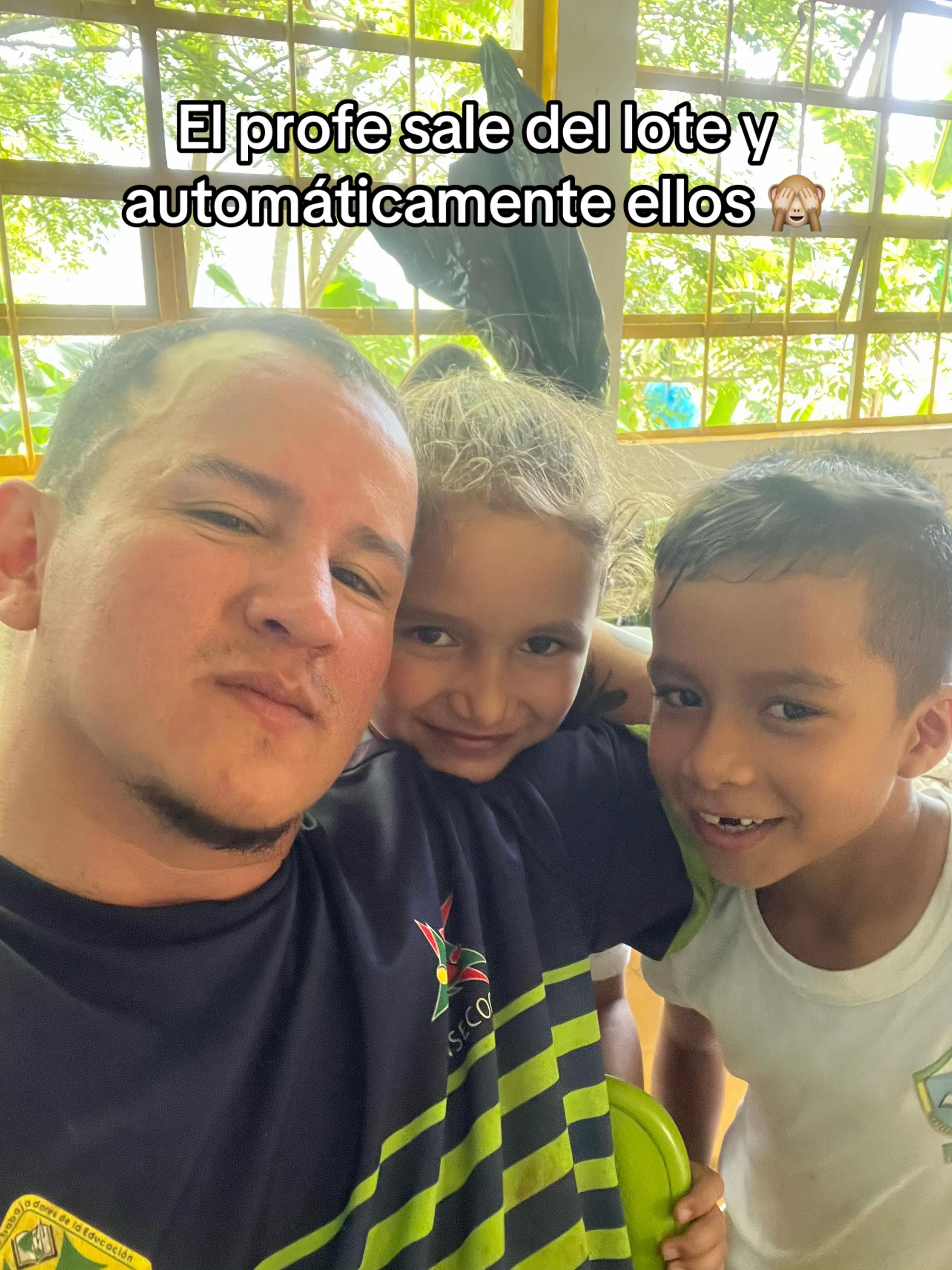 @Escuela aprendo y me divierto