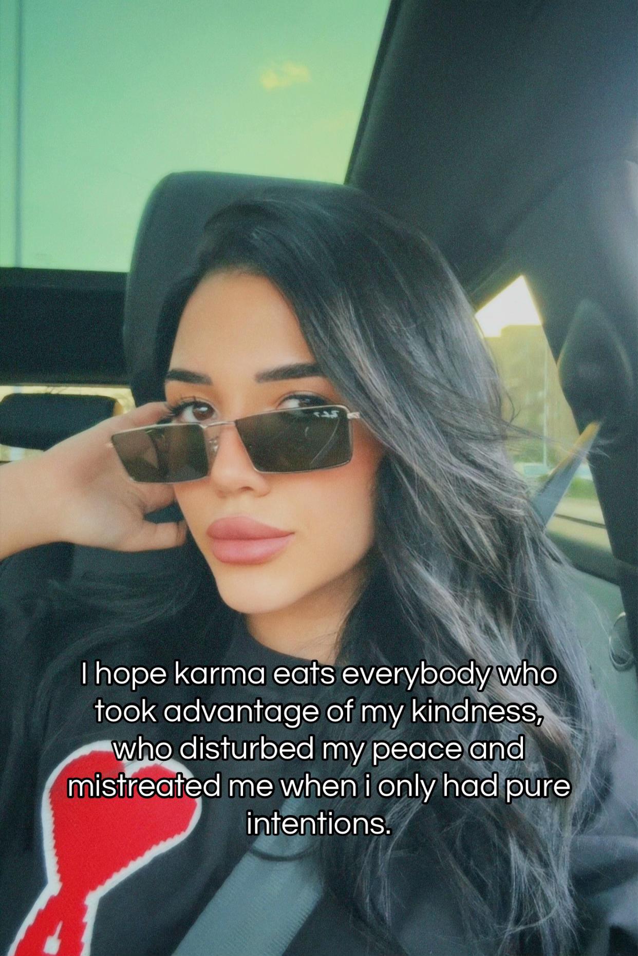 @Loloaa