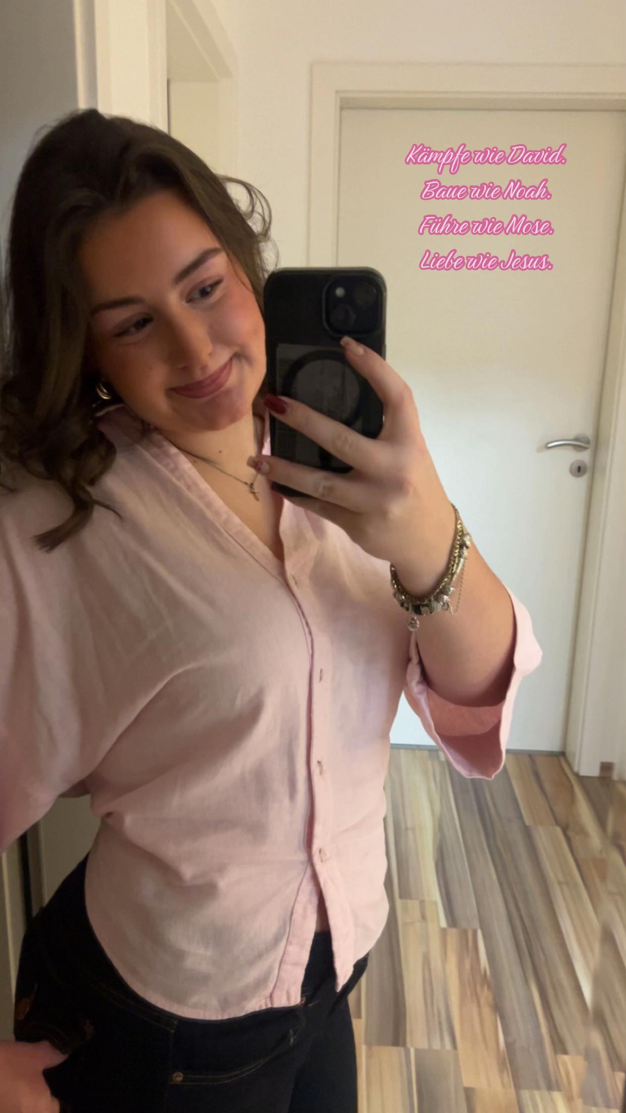 @𝐦𝐚𝐫𝐢𝐞