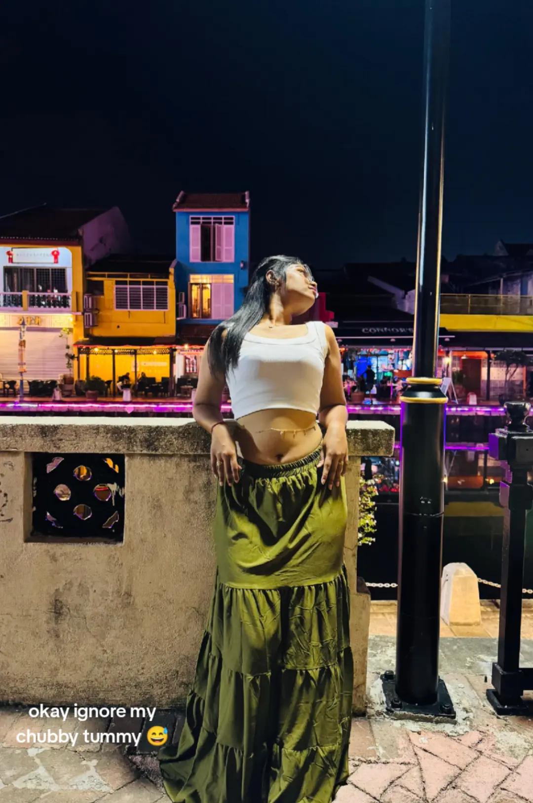 @KRITIKA_RATHNA KUMAR🦋