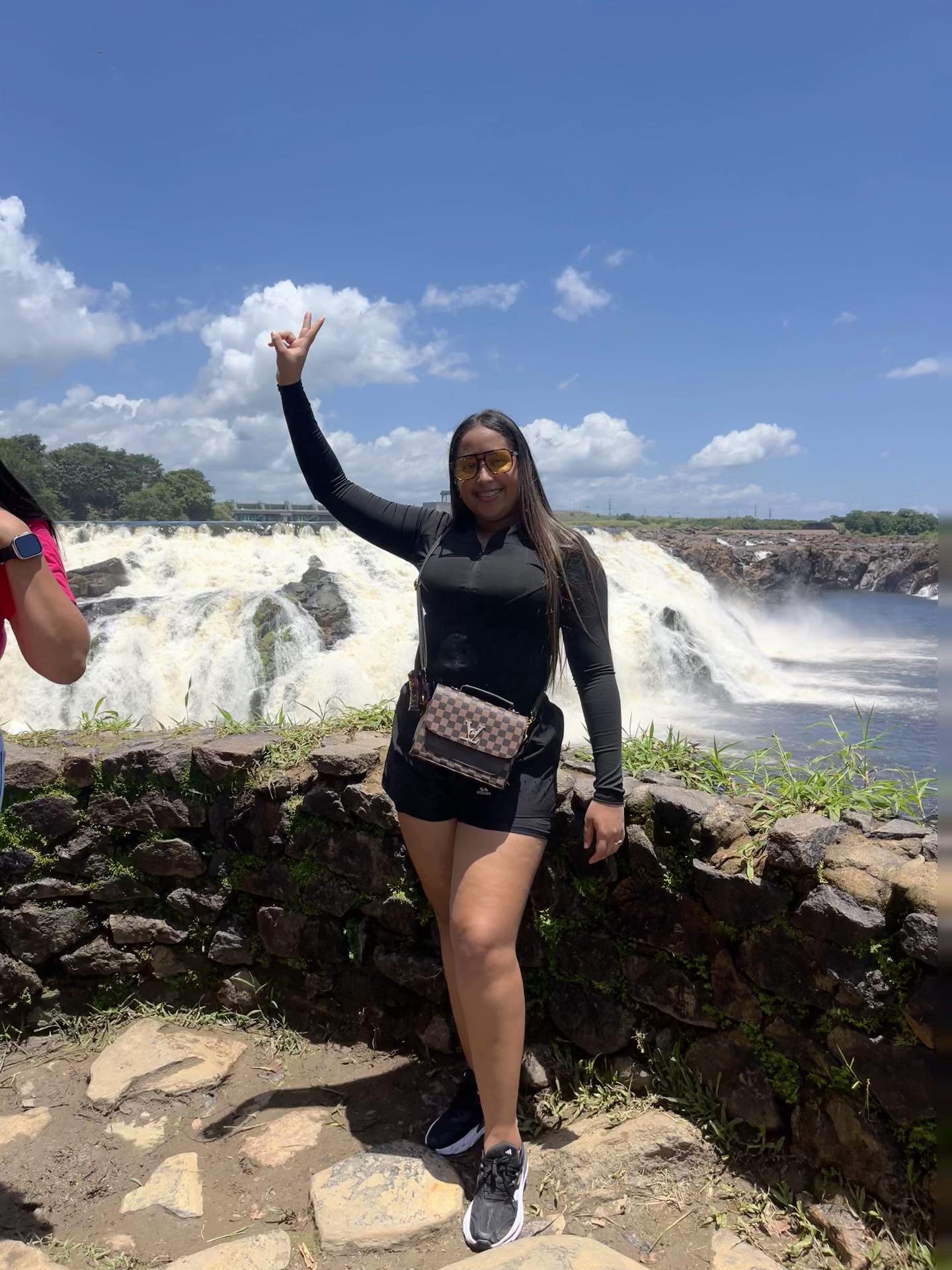 @Alejandra Carpio