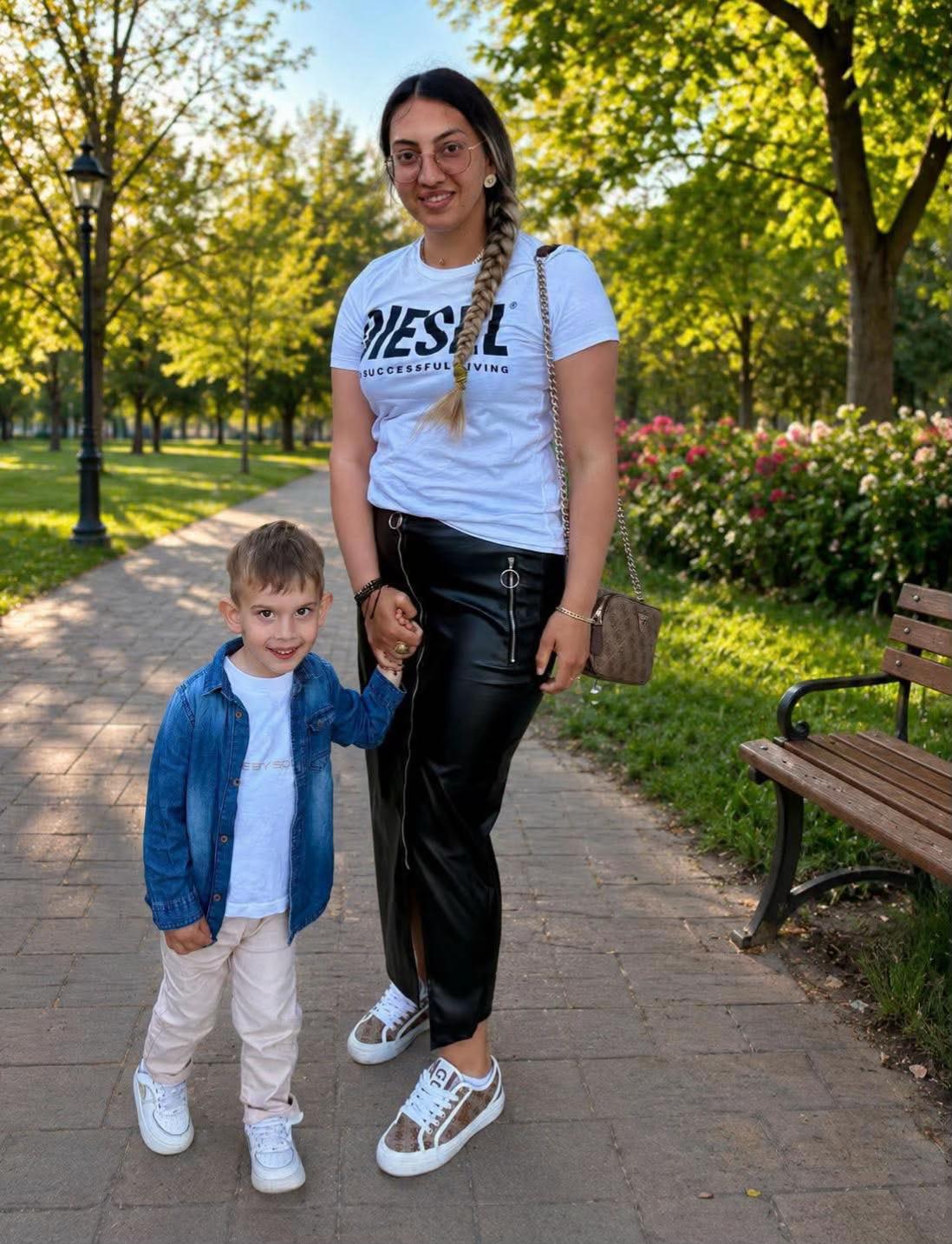 @Ellena Cătăliina