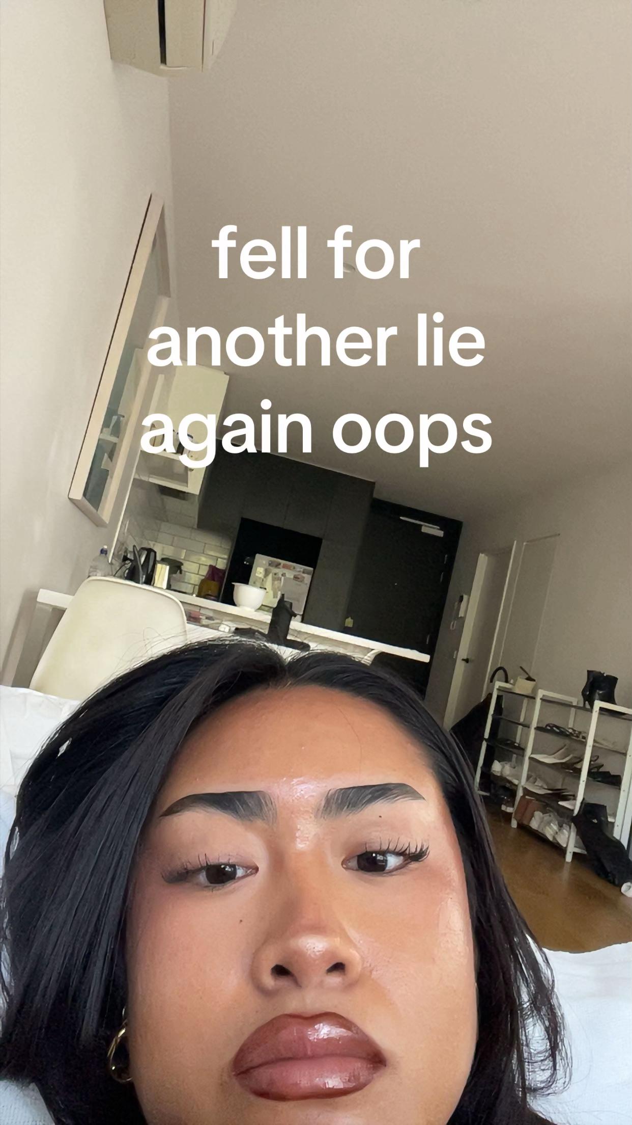 @TH💋NIA