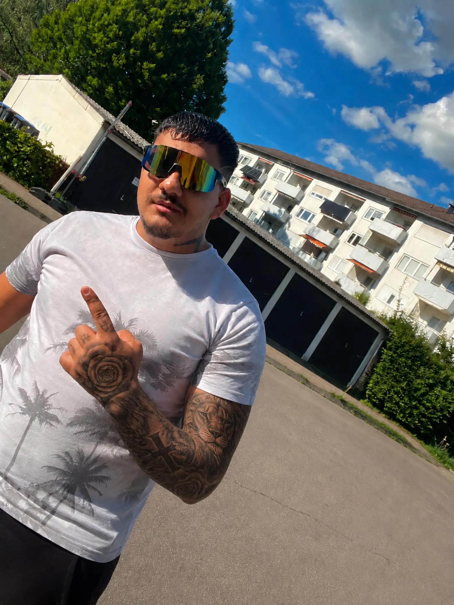 @🇩🇪👑Боби Б.🌪️👑 🤐