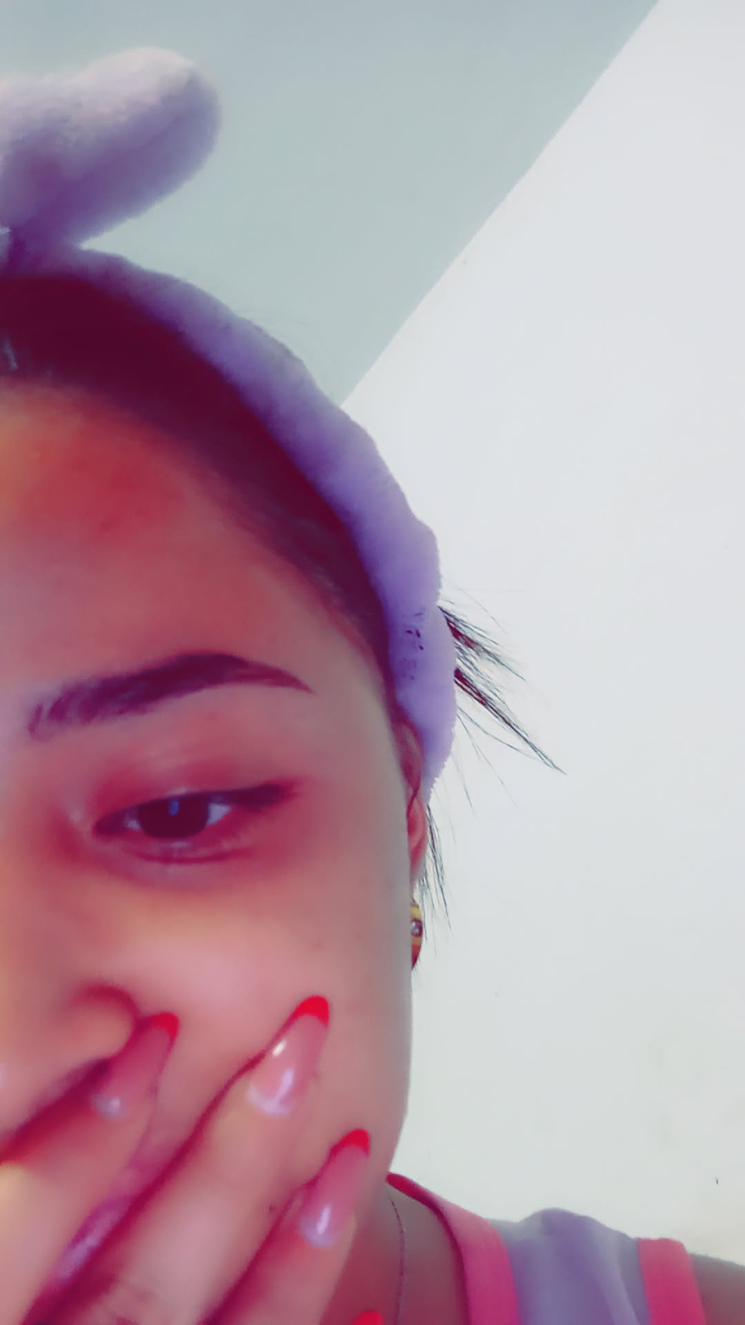 @🦄