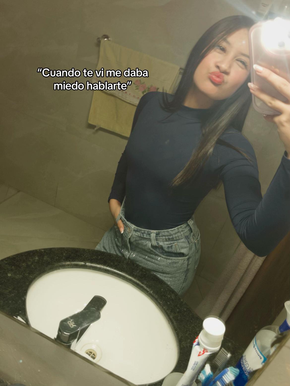@_anahiigonzaf