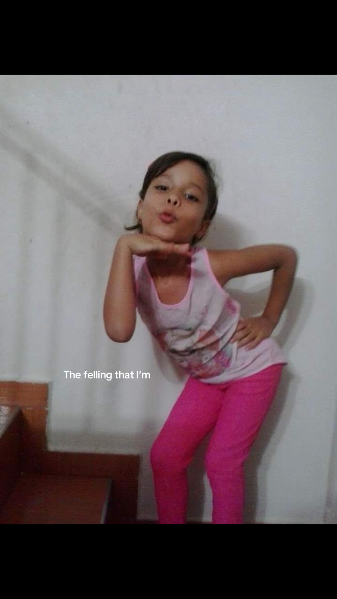 @kellyy