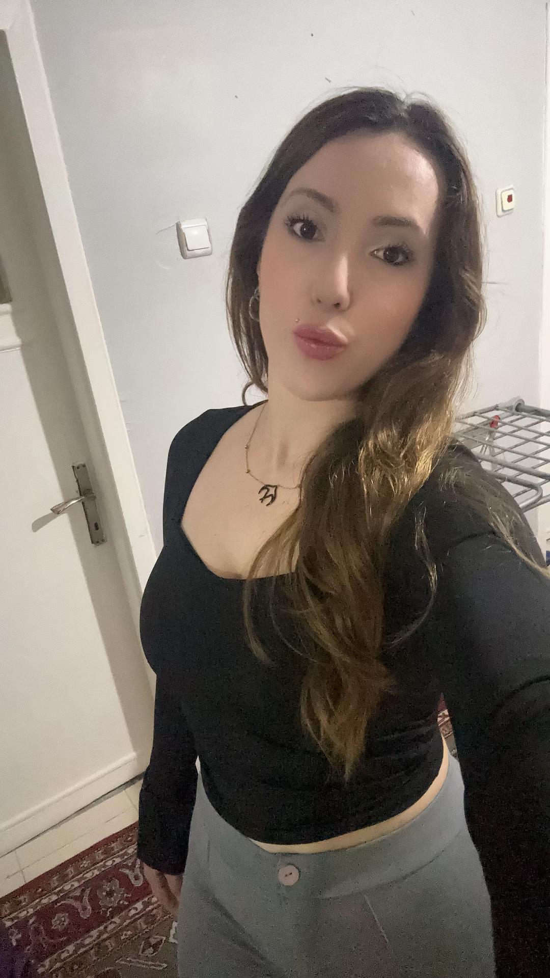 @Hira kaya ❤️