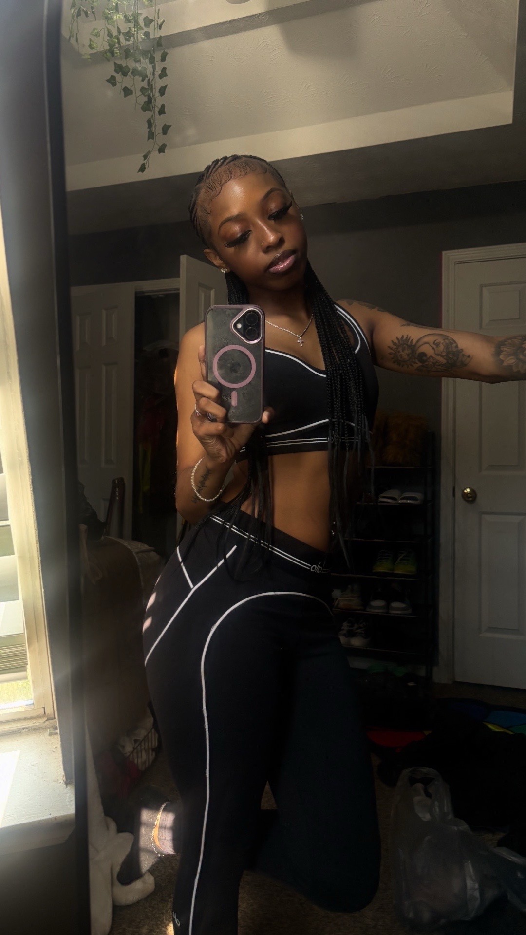 @yanaa