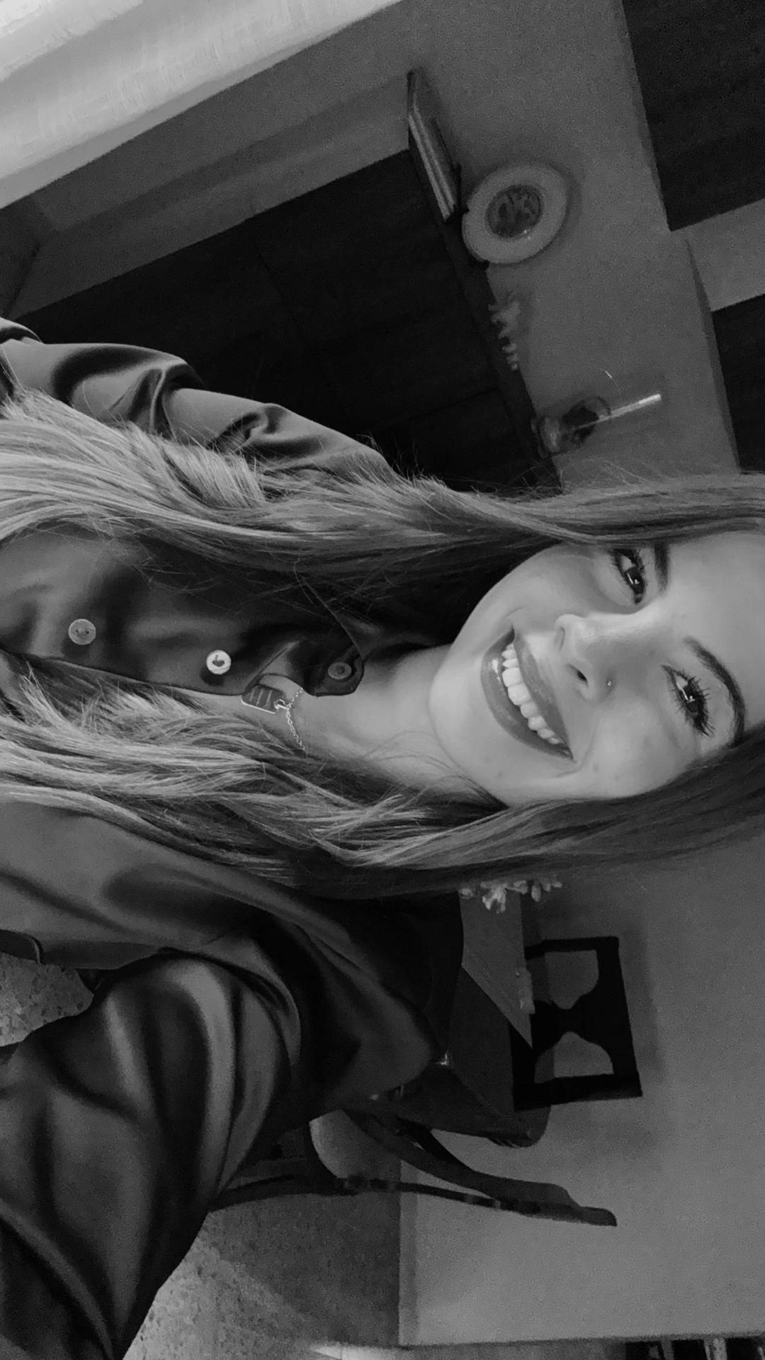 @Paulaaa