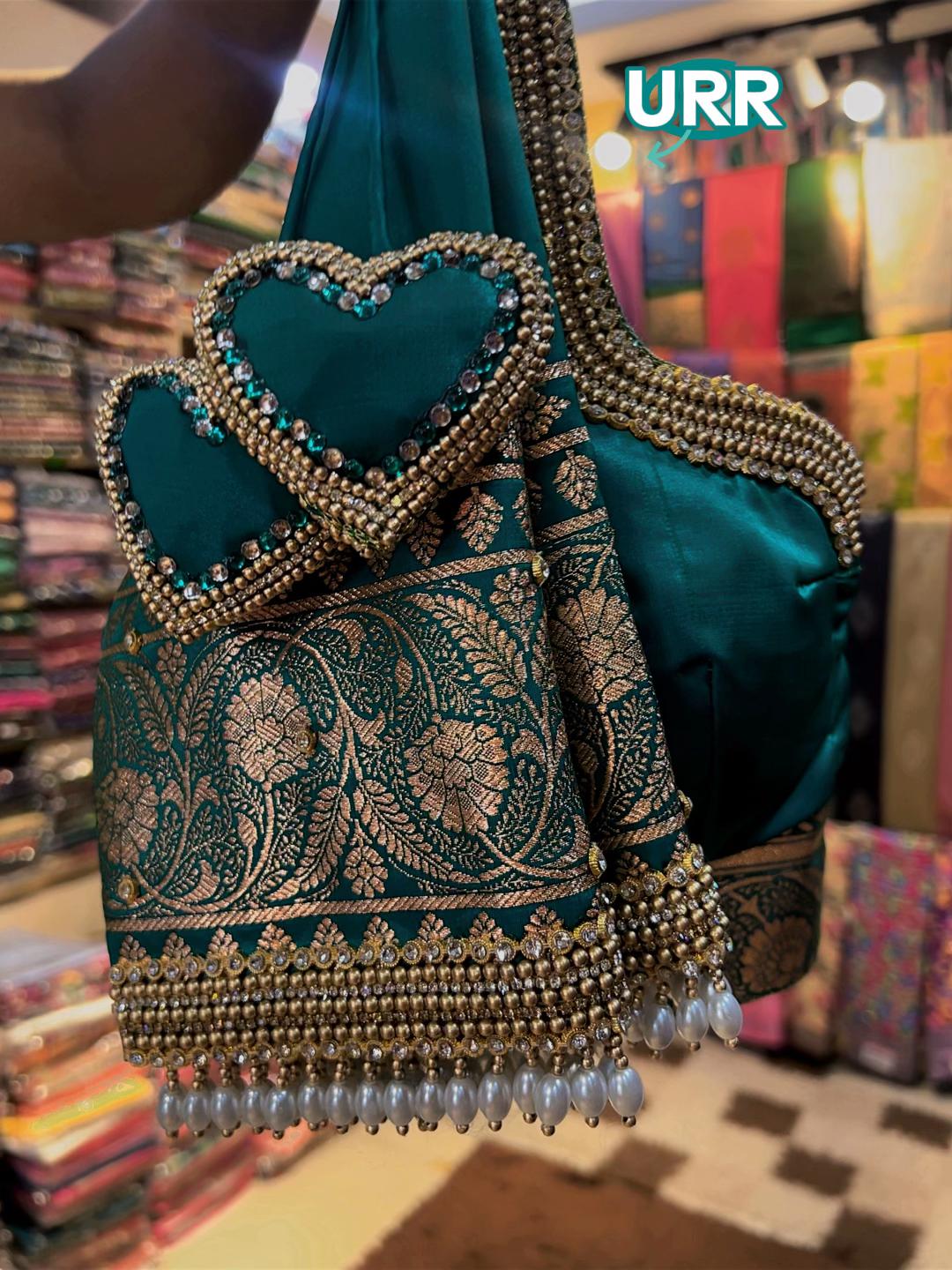 @URR BOUTIQUE AND TAILORING