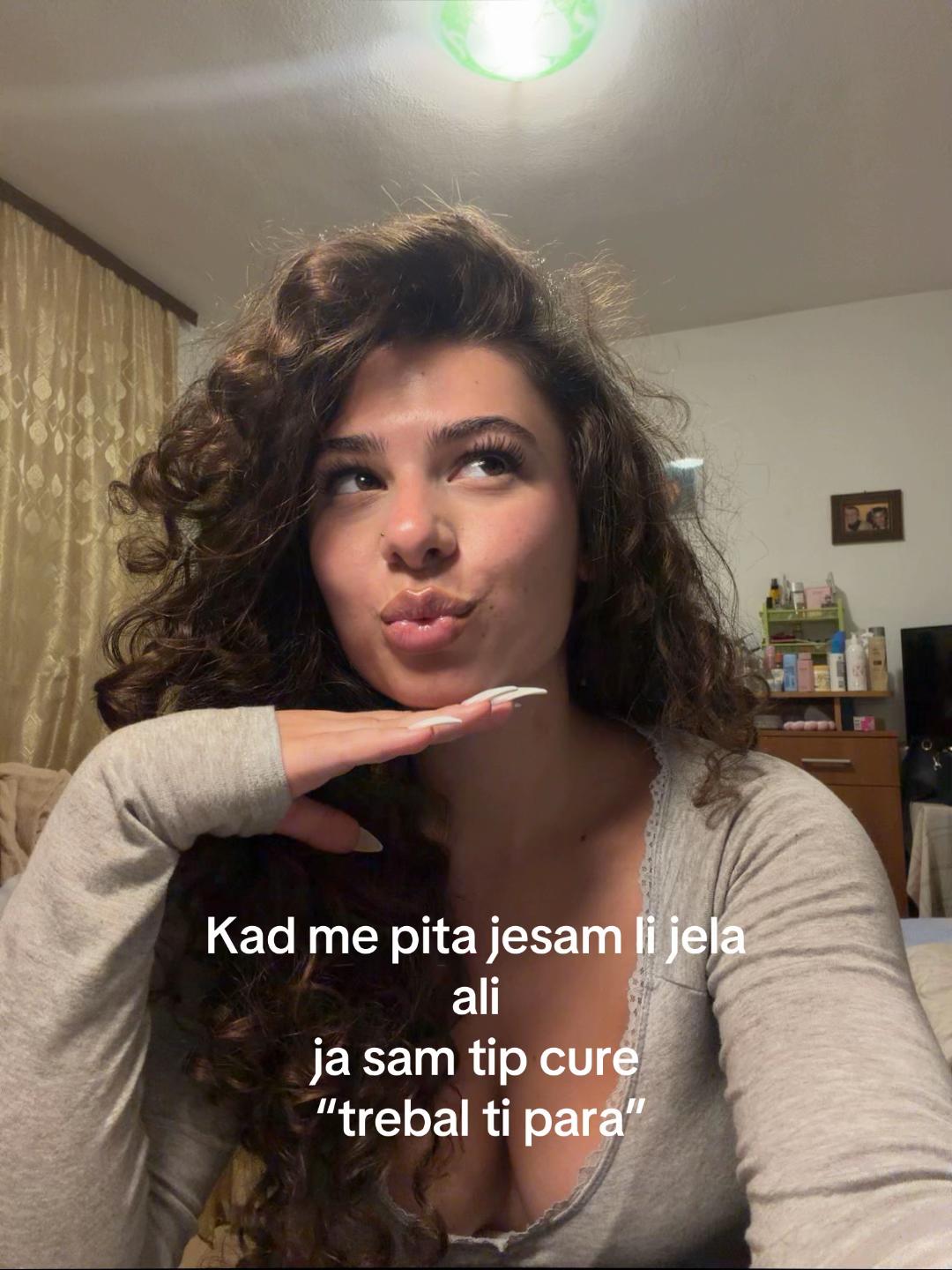 @shanagrimieri