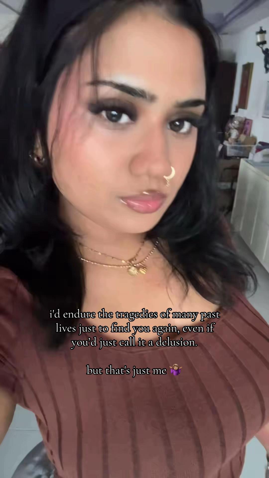 @lara ⚚