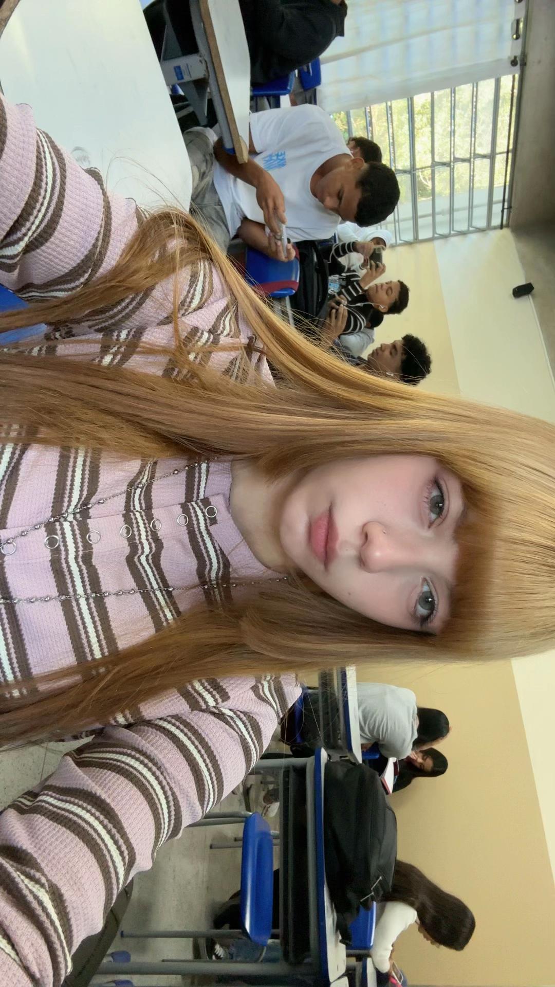 @𝑑𝑜𝑙𝑙